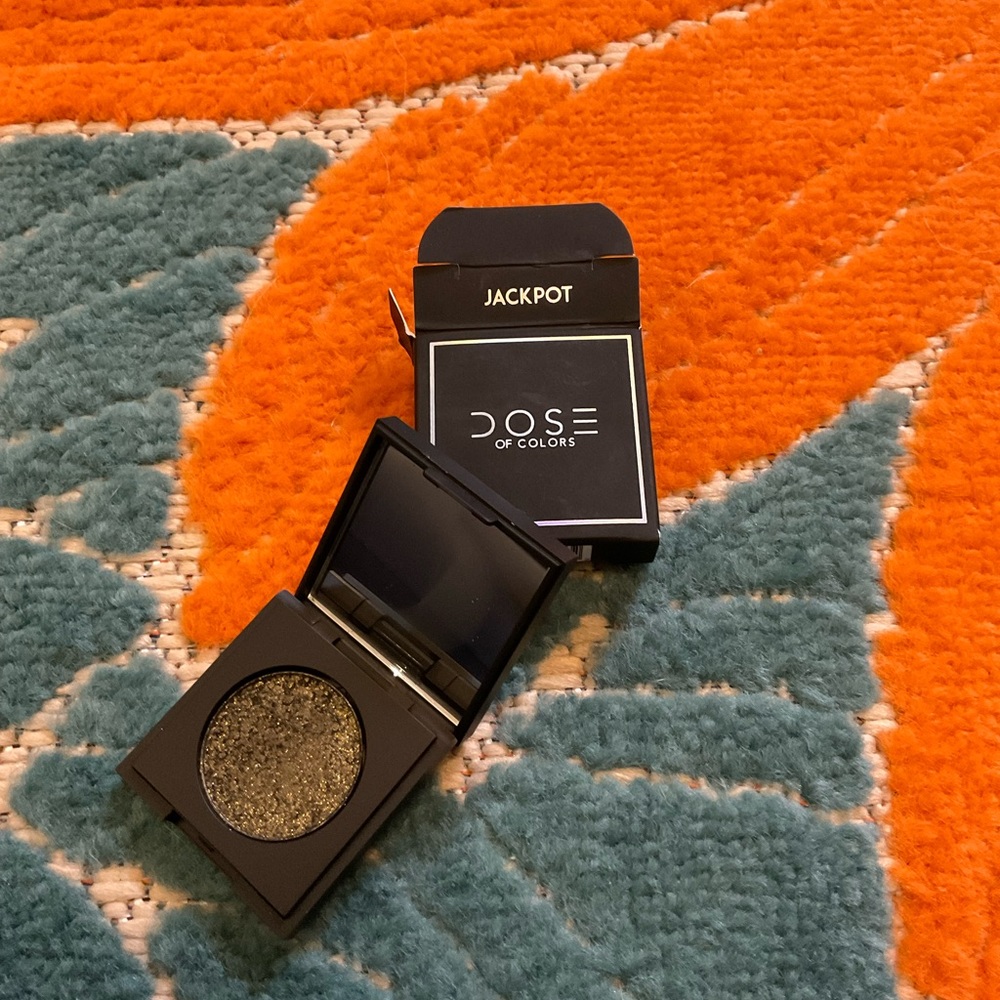 Dose of Colors single eyeshadow
